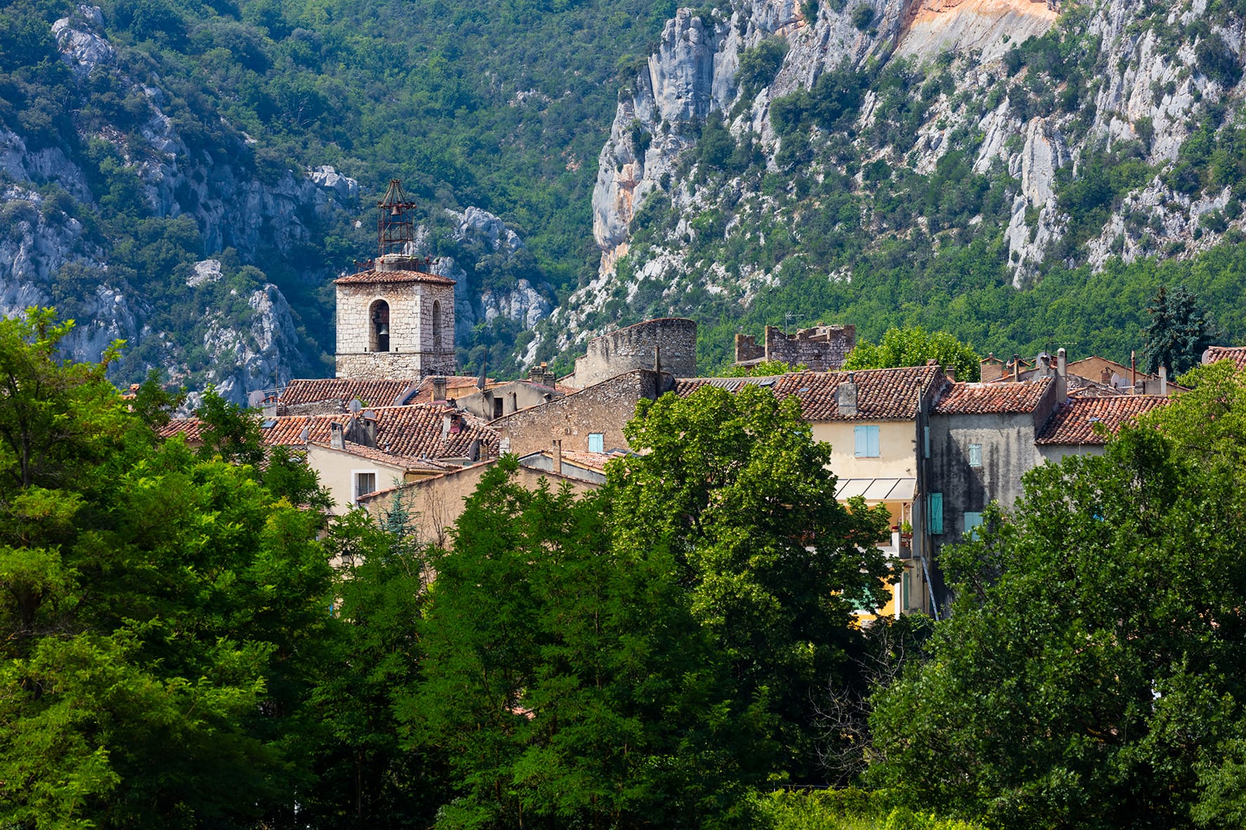 Pourquoi les estimations immobilières diffèrent ? villageprovence