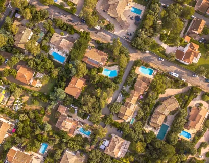 Maisons et immeubles résidentiels dans le Gard