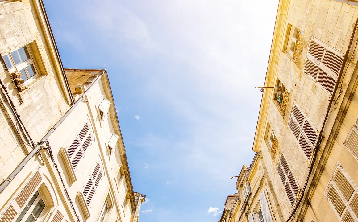 Investissement immobilier à Nîmes : quels quartiers regarder ? calculateur rentabilité locative